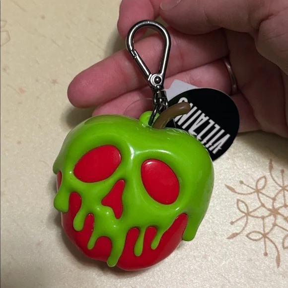 Bath & Body Works Evil Queen Poison Apple Glow-in-the-Dark Pocketbac Holder ONLY - Picture 10 of 10